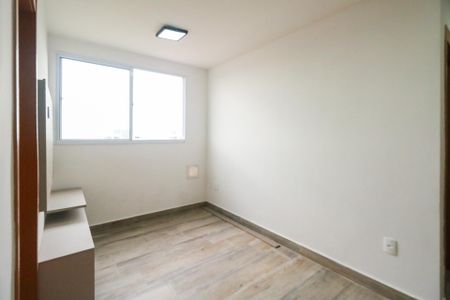 Sala de apartamento para alugar com 2 quartos, 34m² em Vila Palmares, São Caetano do Sul