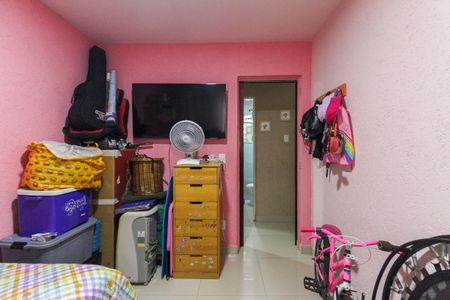 Quarto 2 de apartamento para alugar com 2 quartos, 52m² em Itaquera, São Paulo