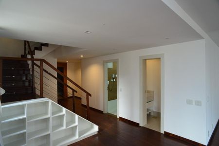 Sala de apartamento para alugar com 4 quartos, 400m² em Barra da Tijuca, Rio de Janeiro