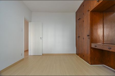 Quarto 2 de apartamento para alugar com 3 quartos, 100m² em Cruzeiro, Belo Horizonte