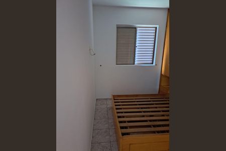 Quarto de apartamento para alugar com 2 quartos, 69m² em Parque Bristol, São Paulo