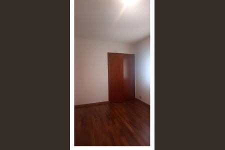 Casa para alugar com 3 quartos, 200m² em Parque Sao Domingos, São Paulo