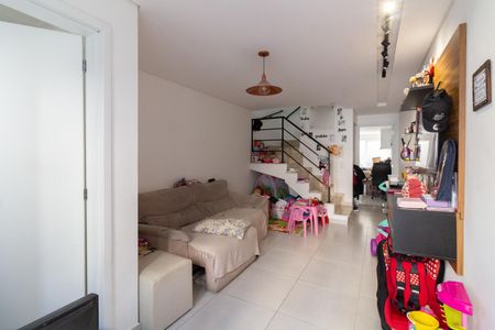 Sala de casa à venda com 2 quartos, 84m² em Vila Polopoli, São Paulo