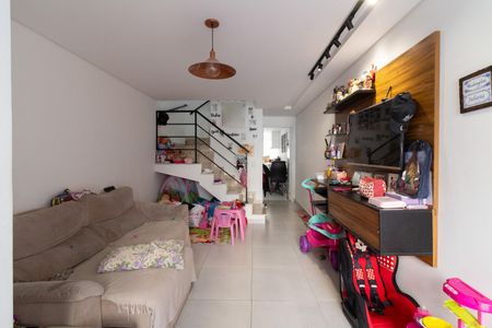 Sala de casa à venda com 2 quartos, 84m² em Vila Polopoli, São Paulo