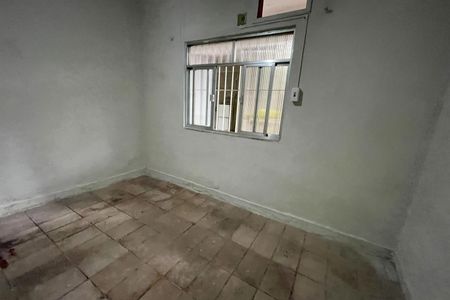 Quarto de casa para alugar com 1 quarto, 200m² em Centro, Duque de Caxias