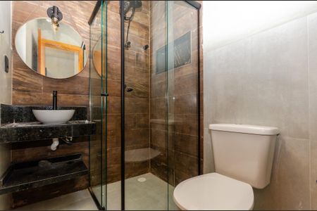 Banheiro de kitnet/studio para alugar com 1 quarto, 23m² em Itaberaba, São Paulo