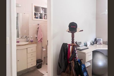 Suíte de casa à venda com 4 quartos, 188m² em Renascença, Belo Horizonte