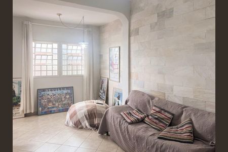 Sala de casa à venda com 4 quartos, 188m² em Renascença, Belo Horizonte