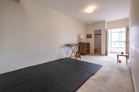 Suíte de apartamento à venda com 3 quartos, 186m² em Jardim Europa, São Paulo