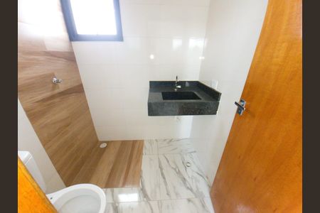 Banheiro de apartamento para alugar com 1 quarto, 36m² em Jardim Vila Formosa, São Paulo