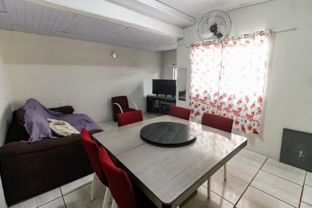 Sala de casa para alugar com 3 quartos, 101m² em Jardim Saint Moritz, Taboão da Serra