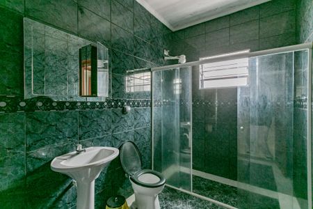 Banheiro de casa para alugar com 1 quarto, 400m² em Vila Nair, São Paulo