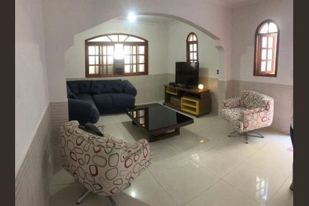 Casa à venda com 3 quartos, 231m² em Vila Rio de Janeiro, Guarulhos