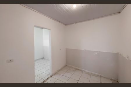 Quarto 2 de casa para alugar com 2 quartos, 38m² em Parque Cisper, São Paulo