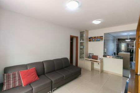 Apartamento à venda com 3 quartos, 140m² em Paquetá, Belo Horizonte