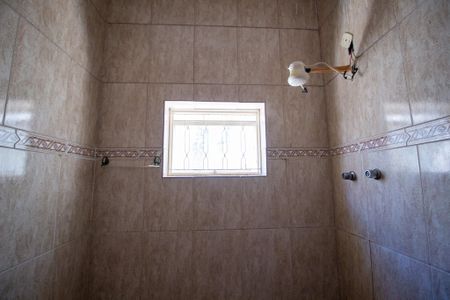 Banheiro da Suíte de casa para alugar com 2 quartos, 150m² em Vila Domingues, Votorantim