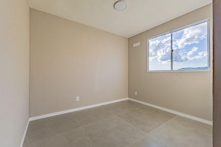 Quarto de apartamento à venda com 2 quartos, 40m² em Restinga, Porto Alegre