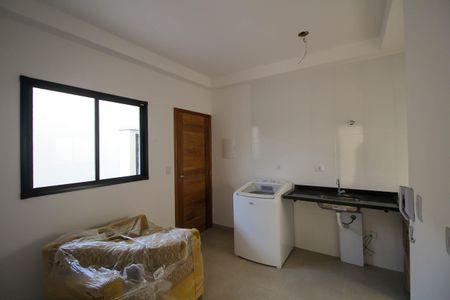 Sala/Cozinha de apartamento à venda com 2 quartos, 35m² em Vila Charlote, São Paulo