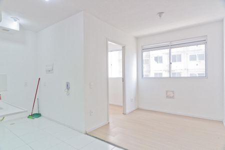 Sala de apartamento para alugar com 2 quartos, 34m² em Jardim Pereira Leite, São Paulo