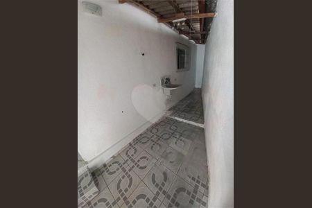 Casa à venda com 5 quartos, 155m² em Jardim Novo Taboao, São Paulo