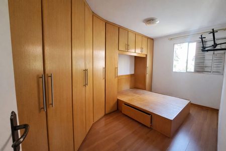 Quarto 1 de apartamento para alugar com 2 quartos, 55m² em Bandeiras, Osasco