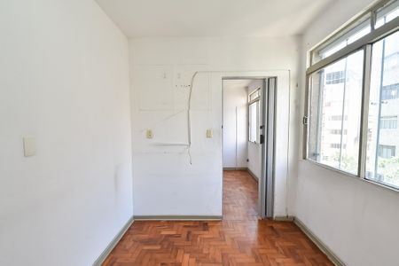 Quarto 1 de apartamento para alugar com 2 quartos, 52m² em Liberdade, São Paulo