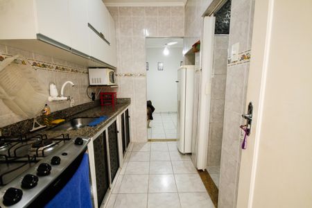 Cozinha de kitnet/studio para alugar com 1 quarto, 35m² em Guilhermina, Praia Grande