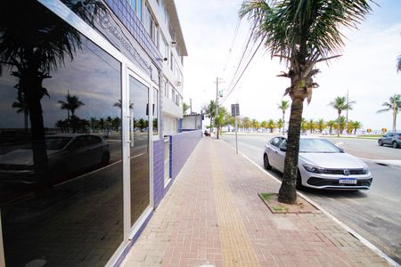 Fachada de kitnet/studio para alugar com 1 quarto, 35m² em Guilhermina, Praia Grande