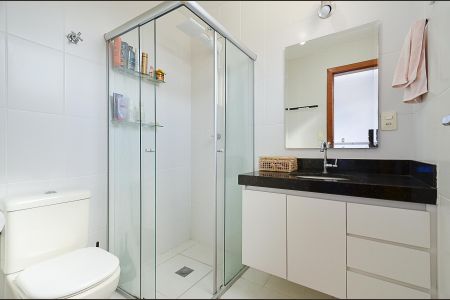 Banheiro Suíte de apartamento à venda com 2 quartos, 65m² em União, Belo Horizonte