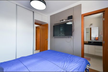 Suíte de apartamento à venda com 2 quartos, 65m² em União, Belo Horizonte