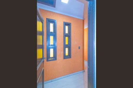 Entrada de casa para alugar com 4 quartos, 158m² em Centro, Canoas