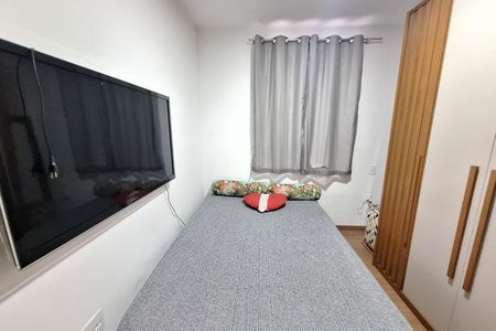 Quarto de apartamento para alugar com 2 quartos, 47m² em Figueira, Duque de Caxias