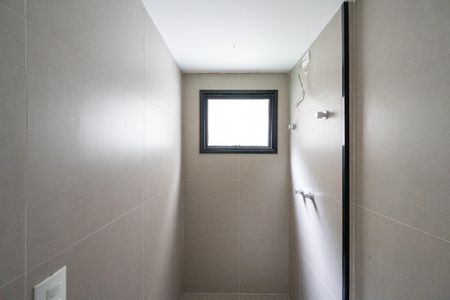 Banheiro Social de kitnet/studio à venda com 1 quarto, 38m² em Vila da Saúde, São Paulo