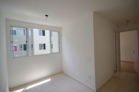 Sala de apartamento para alugar com 2 quartos, 41m² em Jardim Alvorada, Nova Iguaçu