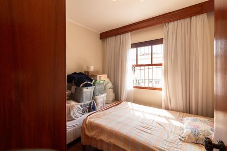 Quarto 2 de casa para alugar com 2 quartos, 270m² em Jaguaré, São Paulo