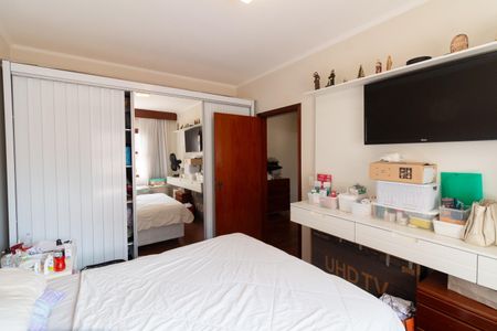 Quarto 1 de casa para alugar com 2 quartos, 270m² em Jaguaré, São Paulo