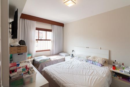 Quarto 1 de casa para alugar com 2 quartos, 270m² em Jaguaré, São Paulo