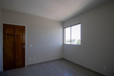 Sala de apartamento para alugar com 1 quarto, 68m² em Parque Santos Dumont, Taboão da Serra