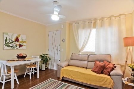Sala de apartamento à venda com 2 quartos, 53m² em Vila Iorio, São Paulo