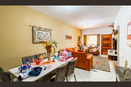 Sala de casa à venda com 3 quartos, 110m² em Jardim Coimbra, São Paulo