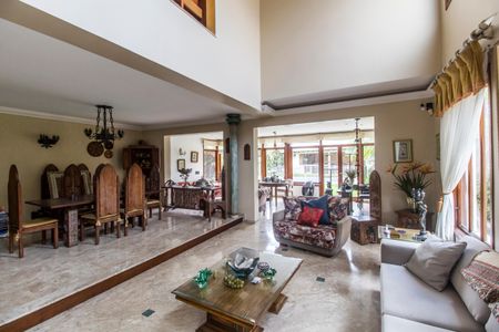 Sala de casa de condomínio para alugar com 4 quartos, 521m² em Residencial Zero (tambore), Santana de Parnaíba