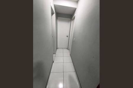 Corredor de apartamento para alugar com 2 quartos, 48m² em Parque Dom Joao Neri, São Paulo