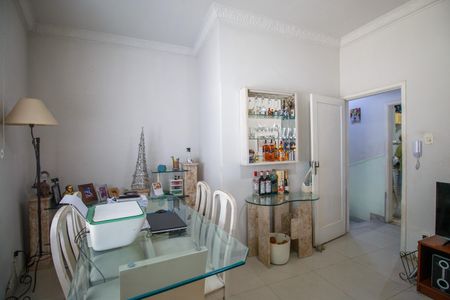 Sala de casa para alugar com 2 quartos, 140m² em Grajaú, Rio de Janeiro