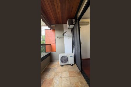 Varanda de apartamento à venda com 3 quartos, 94m² em Taquaral, Campinas