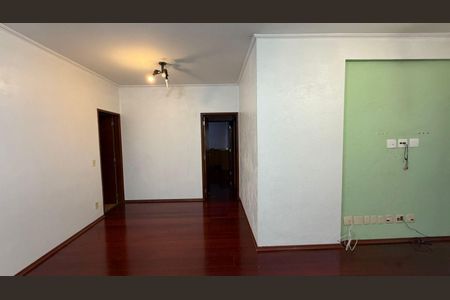 Sala de apartamento à venda com 3 quartos, 94m² em Taquaral, Campinas
