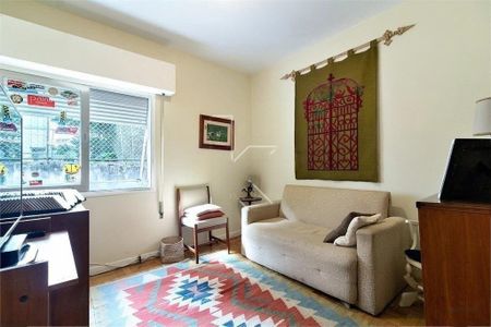 Casa de Condomínio à venda com 3 quartos, 180m² em Vila Olímpia, São Paulo