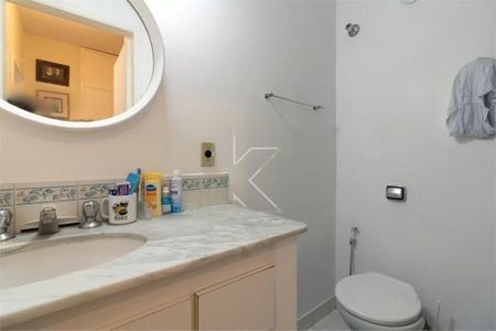 Casa de Condomínio à venda com 3 quartos, 180m² em Vila Olímpia, São Paulo