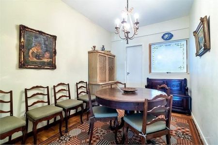 Casa de Condomínio à venda com 3 quartos, 180m² em Vila Olímpia, São Paulo