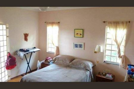 Casa à venda com 4 quartos, 243m² em Village Campinas, Campinas