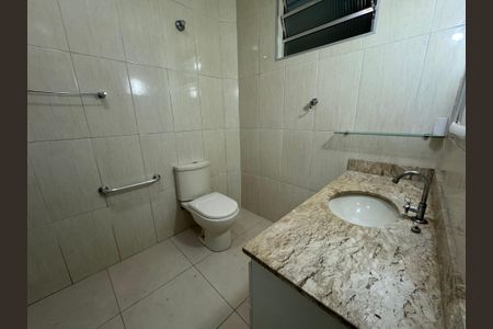 Casa para alugar com 3 quartos, 150m² em Jardim dos Lagos, São Paulo